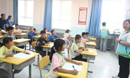 Cidade chinesa lança aulas de IA obrigatórias em todas as escolas