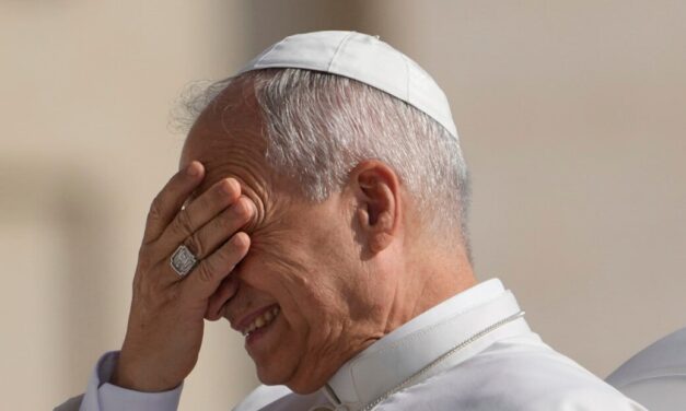 Papa Leão XIV diz que Vaticano não está pronto para declarar genocídio em Gaza
