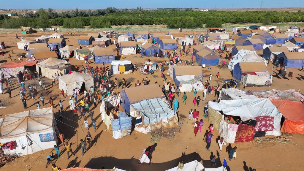 ENQUANTO A ÁFRICA DISCUTE O MUNDO, O MUNDO IGNORA O GENOCÍDIO DA ÁFRICA.